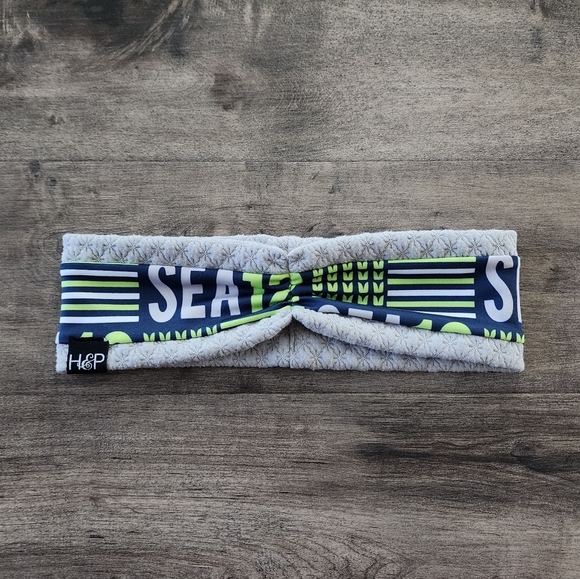 NFL Seattle Seahawks Reversible Headband OSFM Harts & Pearls - Picture 1 of 14